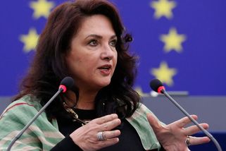 Slovo Vánoce neříkejte, nabádala v oficiálním dokumentu eurokomisařka - Novinky